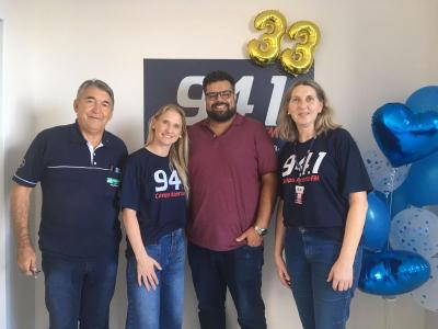 Campo Abeto FM está com programação especial dos 33 anos